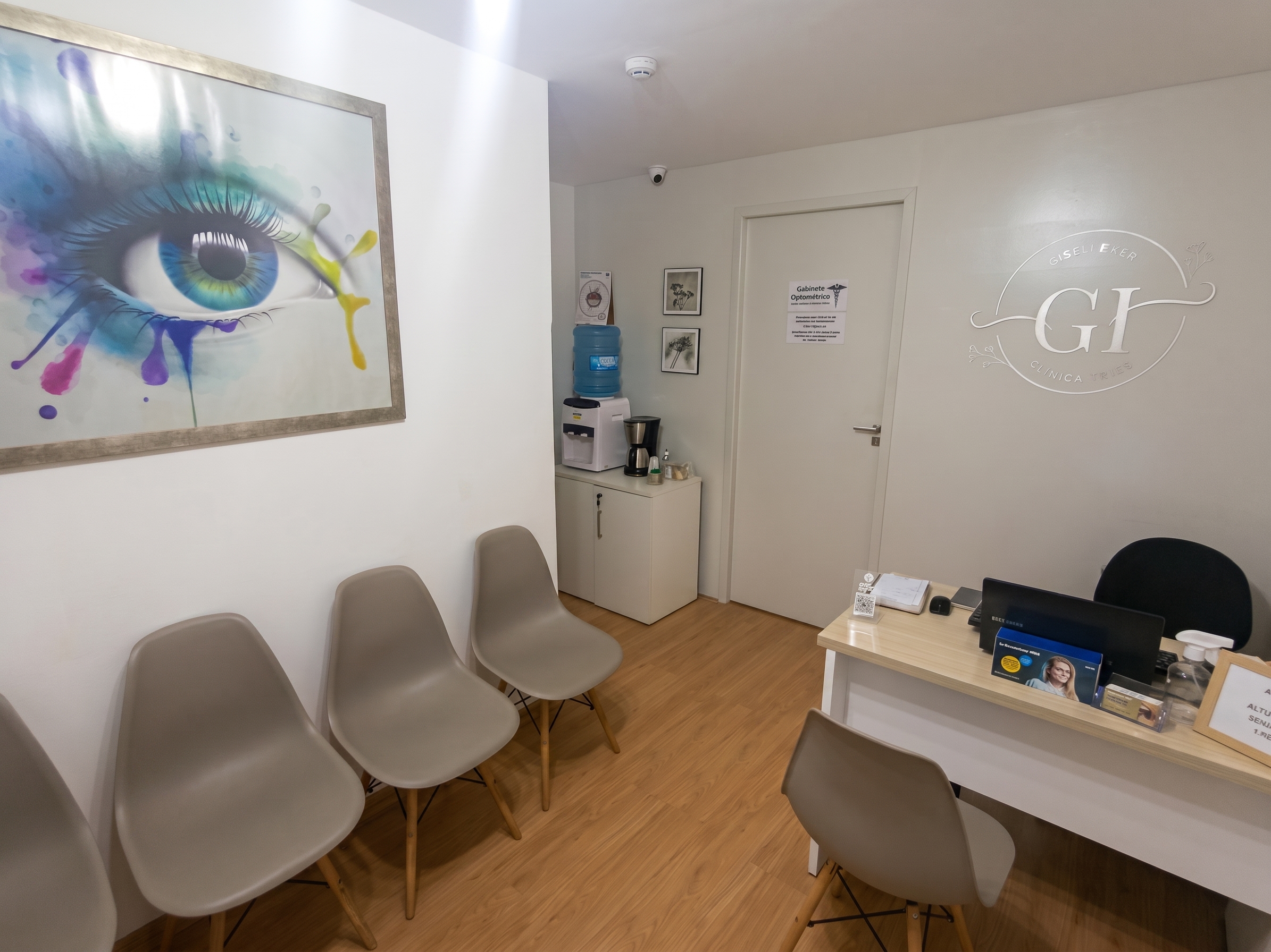 Sala de espera do consultório